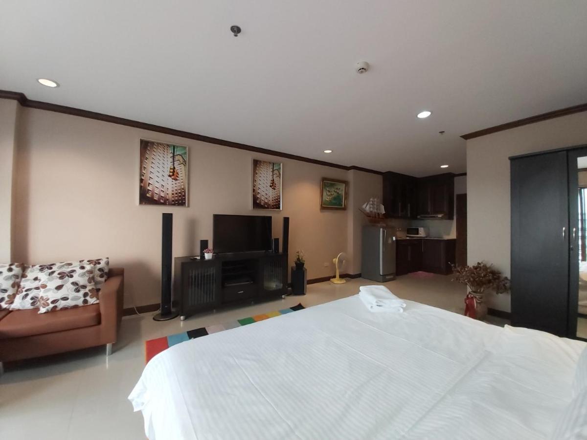 Condominum In Jomtien Beach With Sea View, Balcony And Free Wifi 芭達亞 外观 照片