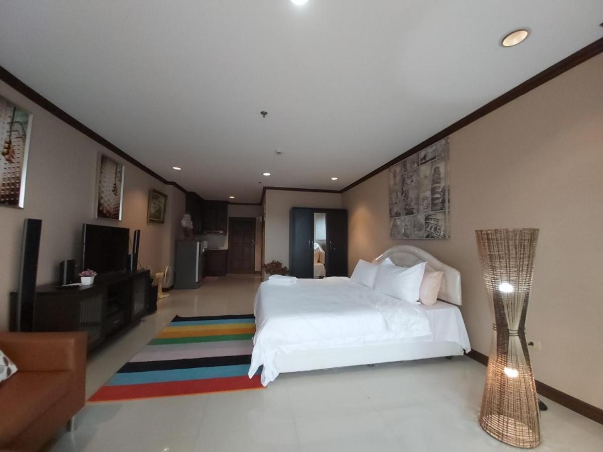 Condominum In Jomtien Beach With Sea View, Balcony And Free Wifi 芭達亞 外观 照片