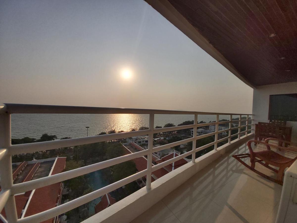 Condominum In Jomtien Beach With Sea View, Balcony And Free Wifi 芭達亞 外观 照片